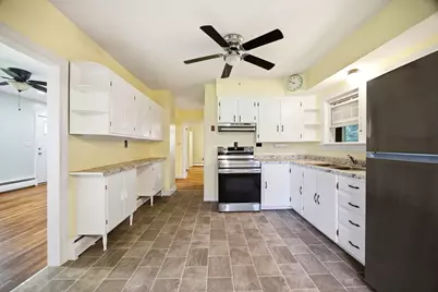 114 Quaboag St, Warren, MA 01083 - Photo 7