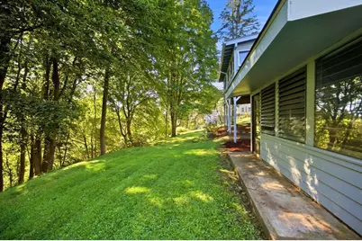 114 Quaboag St, Warren, MA 01083 - Photo 27