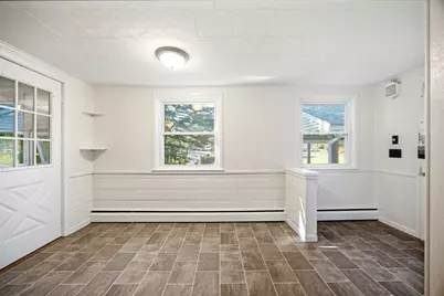 114 Quaboag St, Warren, MA 01083 - Photo 11