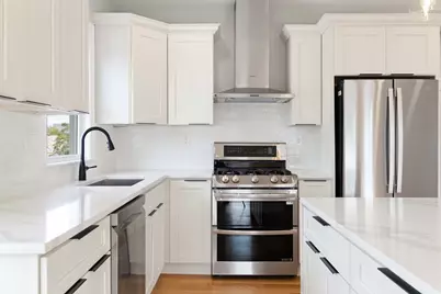 20 Alston St #20, Somerville, MA 02143 - Photo 11