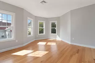 20 Alston St, Somerville, MA 02143 - Photo 5