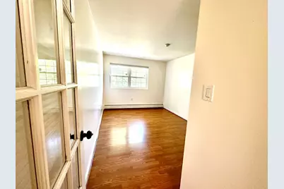 45 Edgelawn Avenue #6, North Andover, MA 01845 - Photo 11