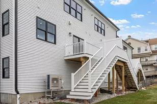 10 Windsor St, Worcester, MA 01605 - Photo 35