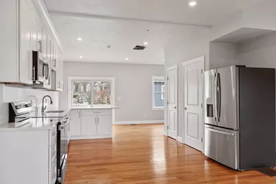 10 Windsor St #E, Worcester, MA 01605 - Photo 13