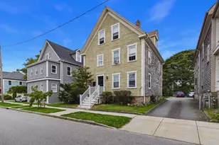 33 Green St, Fairhaven, MA 02719 - Photo 1