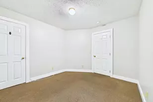 33 Green St, Fairhaven, MA 02719 - Photo 11
