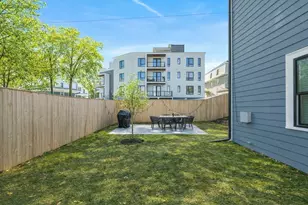 17 Akron St, Boston, MA 02119 - Photo 19