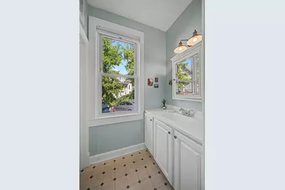 10 A Graves Ave #A, Northampton, MA 01060 - Photo 17