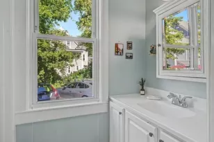 10 A Graves Ave, Northampton, MA 01060 - Photo 17