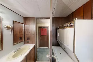 281 Chauncey Walker St, Belchertown, MA 01007 - Photo 9