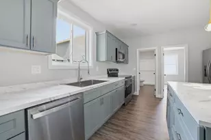 38 Wesleya Wesleyan St, Shrewsbury, MA 01545 - Photo 5