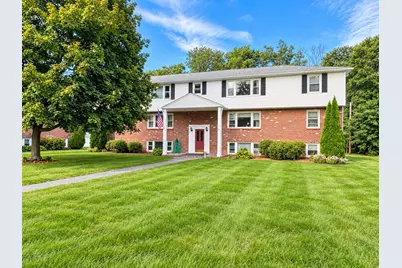 91 Elm St #1A, Uxbridge, MA 01569 - Photo 1
