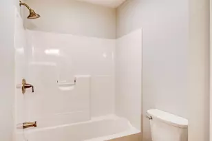658 Massachusetts Ave, Lunenburg, MA 01462 - Photo 27