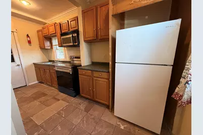 2 Shirley St #1, Worcester, MA 01610 - Photo 9