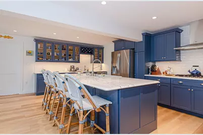 44 Oakdale Ave, Marion, MA 02738 - Photo 3