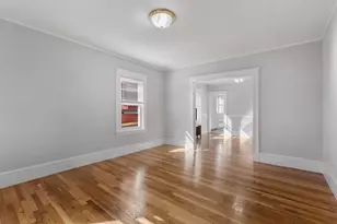 5 Quincy St, Arlington, MA 02476 - Photo 3