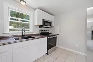 200 North Quinsigamond St, Shrewsbury, MA 01545 - Photo 5