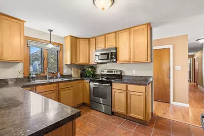 25 Belli Ave, Fitchburg, MA 01420 - Photo 7