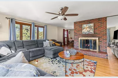 25 Belli Ave, Fitchburg, MA 01420 - Photo 11