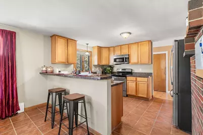 25 Belli Ave, Fitchburg, MA 01420 - Photo 9