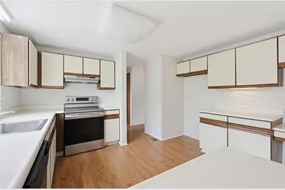 20/22 Cyril Street #20, Quincy, MA 02169 - Photo 3