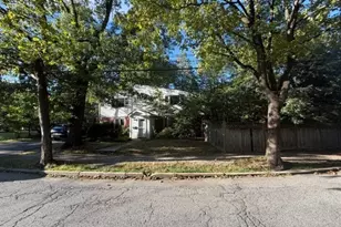 39 Charlemont St, Newton, MA 02461 - Photo 1