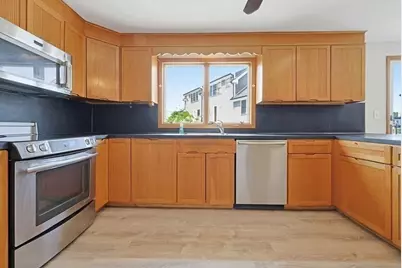 20/22 Cyril Street #22, Quincy, MA 02169 - Photo 5