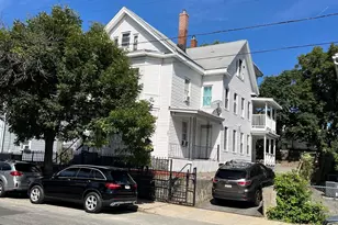 107 Oxford St, Lawrence, MA 01841 - Photo 1