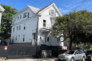 107 Oxford St, Lawrence, MA 01841 - Photo 3