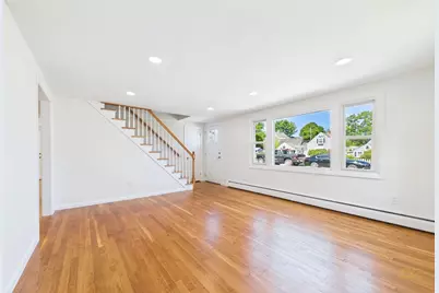 22 Myrtle Ave, Acushnet, MA 02743 - Photo 9