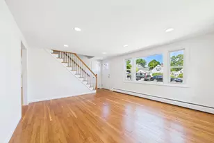 22 Myrtle Ave, Acushnet, MA 02743 - Photo 9