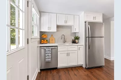 10 Suffolk Rd, Sharon, MA 02067 - Photo 3