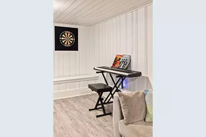 10 Suffolk Rd, Sharon, MA 02067 - Photo 29