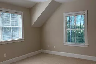 38 Hathaway Pond Cir, Rochester, MA 02770 - Photo 15
