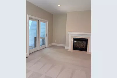 38 Hathaway Pond Cir #38, Rochester, MA 02770 - Photo 11