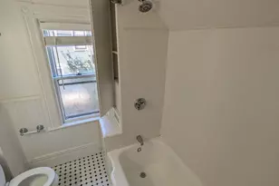 18 Maple St, Watertown, MA 02472 - Photo 15