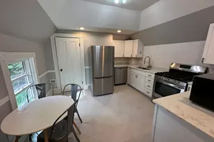 18 Maple St, Watertown, MA 02472 - Photo 3