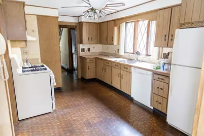 16 Avalon Rd, Malden, MA 02148 - Photo 9