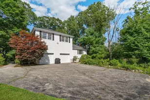 10 Circle Dr, Dover, MA 02030 - Photo 33