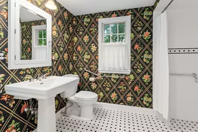 10 Circle Dr, Dover, MA 02030 - Photo 15