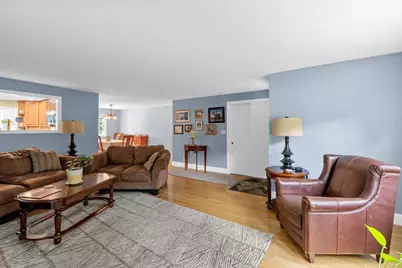 121 Twin Fawn Dr, Hanover, MA 02339 - Photo 5