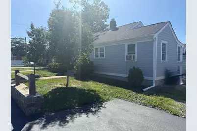 19 Spring St, Barnstable, MA 02601 - Photo 3