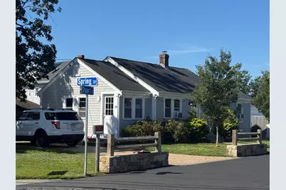 19 Spring St, Barnstable, MA 02601 - Photo 5