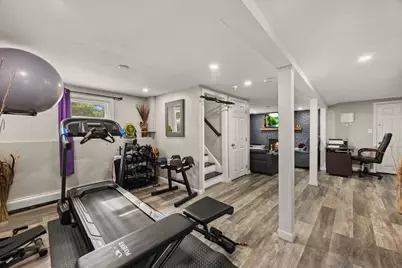 140 Tosca Dr, Brockton, MA 02301 - Photo 23