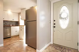 4 Phillips St, Attleboro, MA 02703 - Photo 5