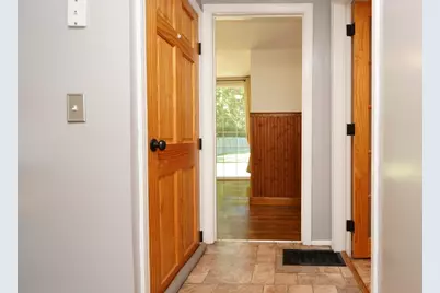 4 Phillips St, Attleboro, MA 02703 - Photo 13