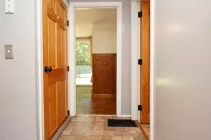4 Phillips St, Attleboro, MA 02703 - Photo 13