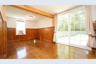 4 Phillips St, Attleboro, MA 02703 - Photo 17