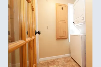 4 Phillips St, Attleboro, MA 02703 - Photo 15
