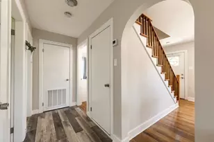 14 Macomber Ave, Dartmouth, MA 02747 - Photo 13
